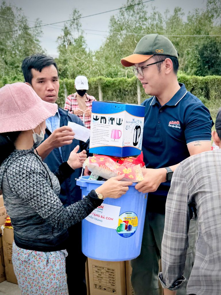 z7280033868676 1295b926c2b6a9a5141d79afed655304