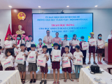 Sài Gòn Chợ Lạc Xoong trao học bổng cho 106 em học sinh khó khăn